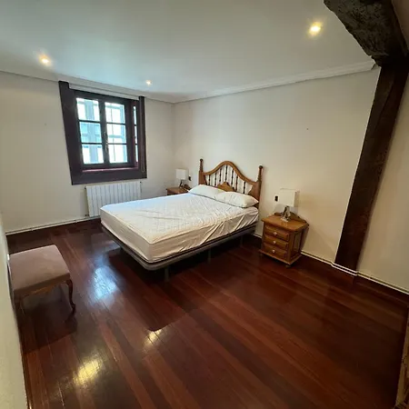 Amplio Apto A 2 Min Ayuntamiento Apartment *