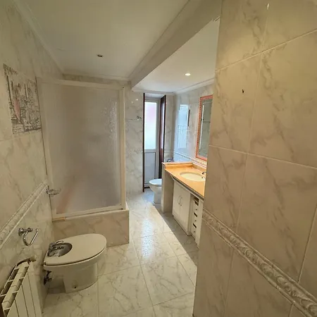 Amplio Apto A 2 Min Ayuntamiento Apartment Santander